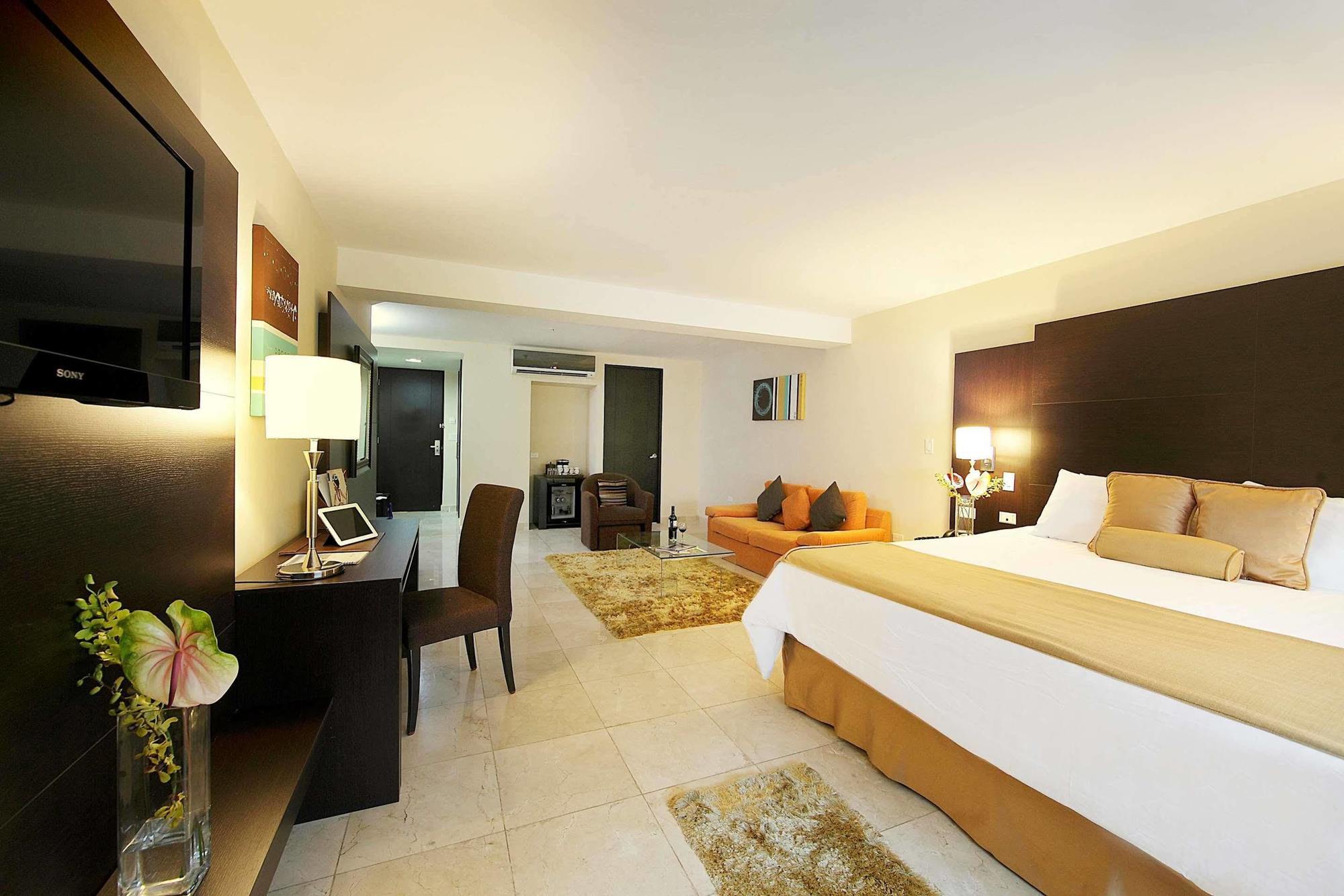 Wyndham Garden Panama City Ngoại thất bức ảnh